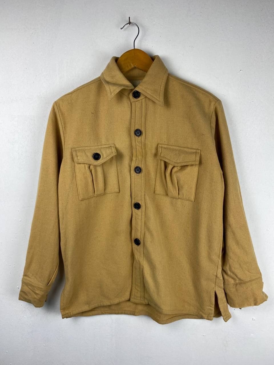 Japanese Brand japanese brand wool shirt nice design Size M / US 6-8 / IT 42-44 - 1 Thumbnail