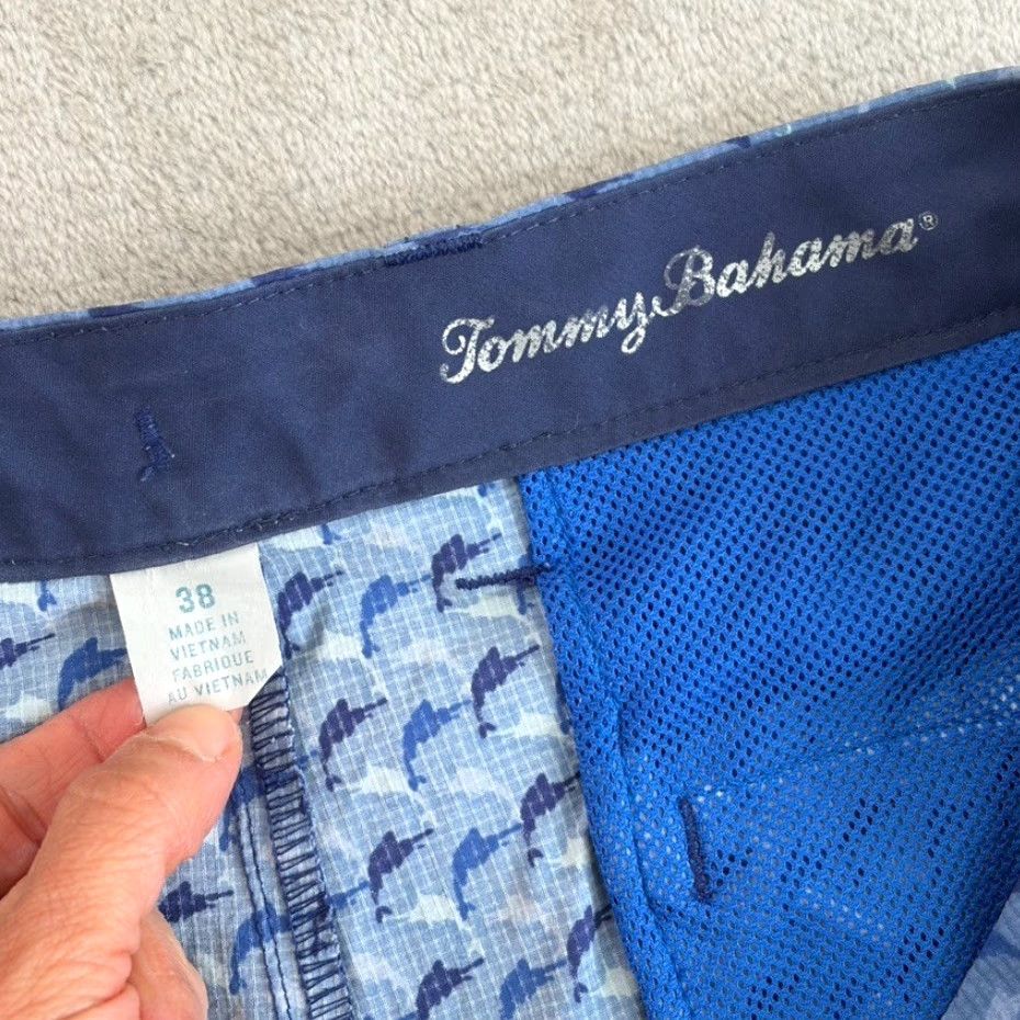 Tommy Bahama TOMMY BAHA MA Cayman Marlin Mingle IslandZone Cargo Board Shorts Men 38 Blue Surf Size US 38 / EU 54 - 2 Thumbnail