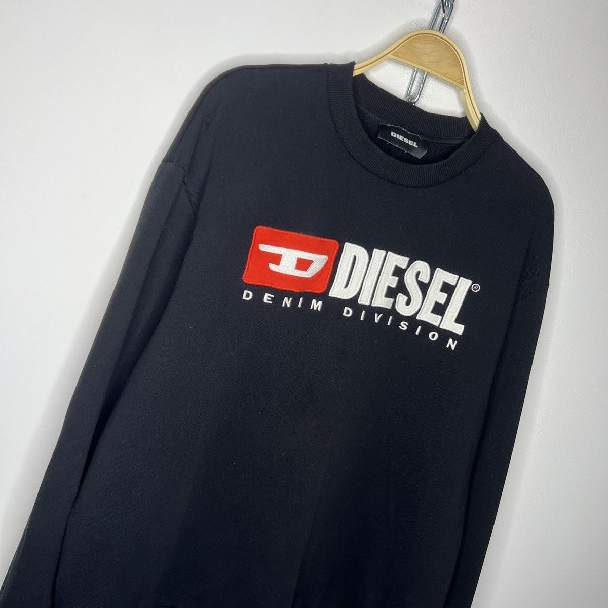 Diesel × Vintage Vintage Y2K Diesel Box Logo Sweatshirt RAREl HYPE Size US L / EU 52-54 / 3 - 3 Thumbnail