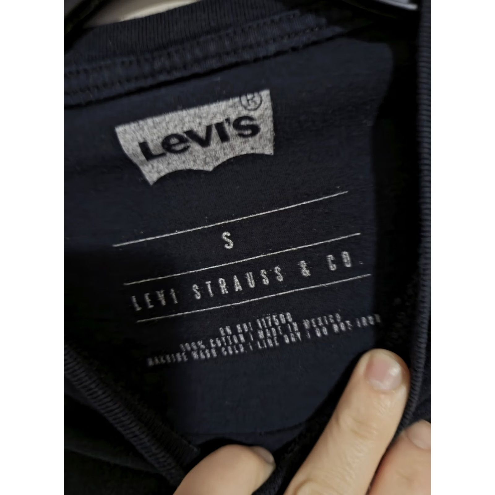 Levi's Levi's Mens T Shirt Classic Fit Small Black Color Logo Levi's Print Graphic Tee Short Sleeve Crew Neck 100% Cotton Size US S / EU 44-46 / 1 - 4 Thumbnail