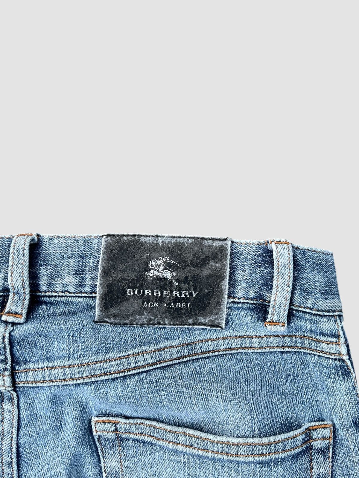 Burberry Burberry Black Label Blue Washed Jeans Size US 29 - 14 Thumbnail