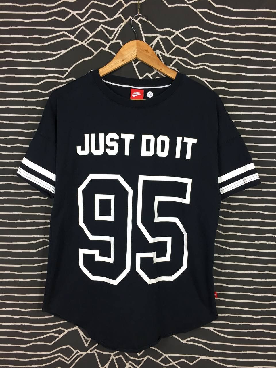 Nike × Vintage Nike Just Do It 95 Spell Out Logo Sportswear Tee Size US M / EU 48-50 / 2 - 2 Thumbnail