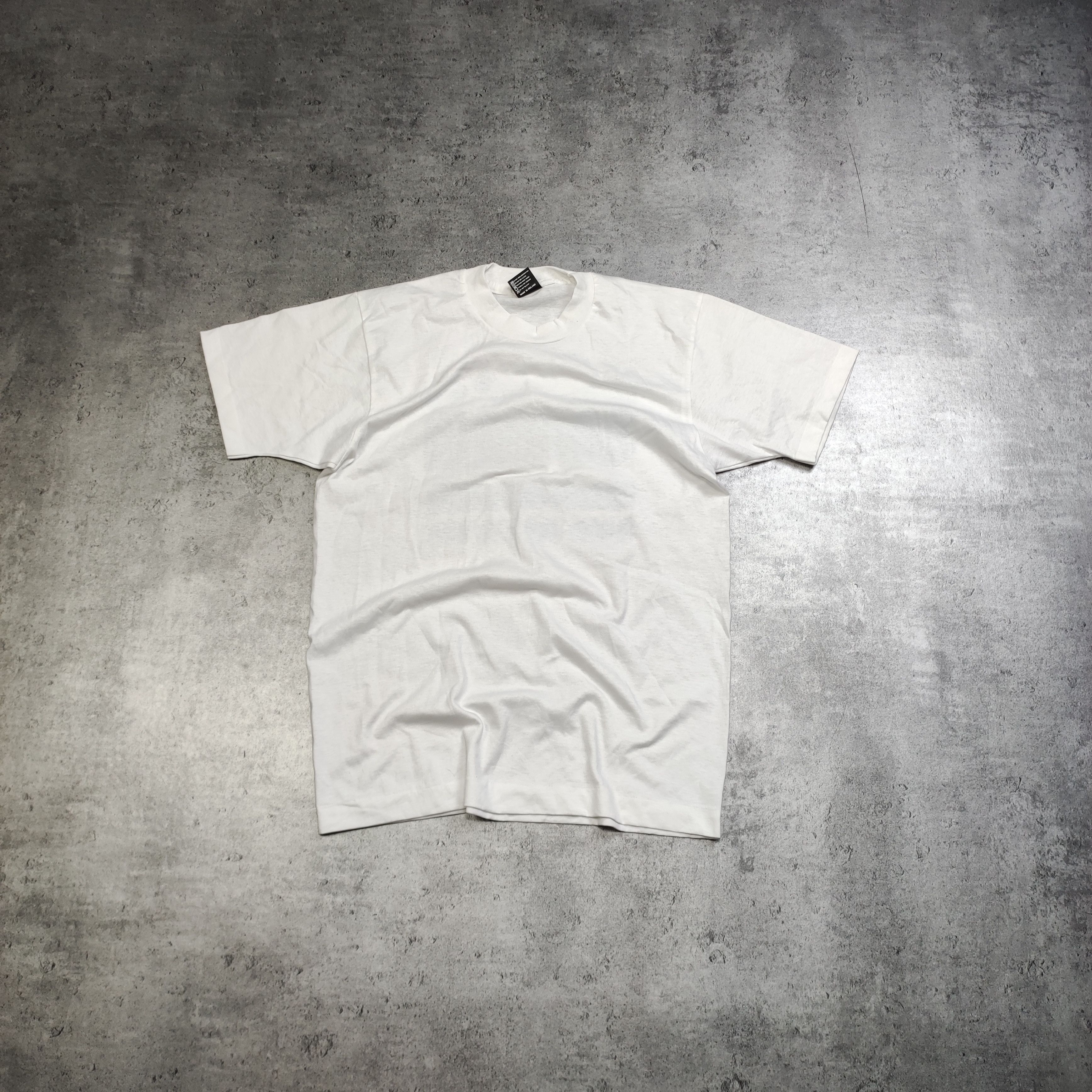 Vintage RARE Vintage 90s Squash World List Back Logo Promo Tee Size US L / EU 52-54 / 3 - 9 Thumbnail