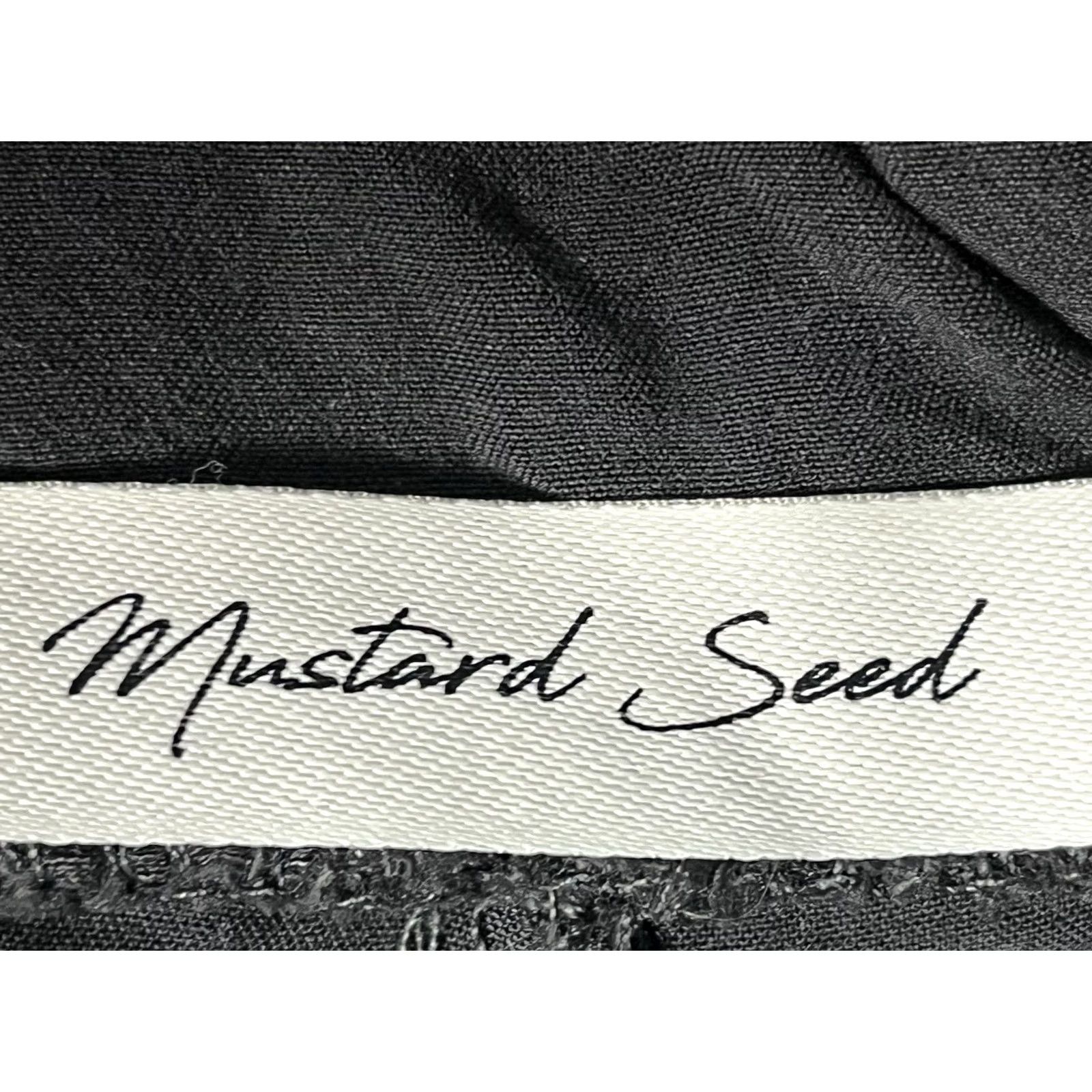 Vintage Mustard Seed Romper Women's V-Neck Open Back Black M Medium Size Solid One-Piece Size 32" / US 10 / IT 46 - 5 Thumbnail