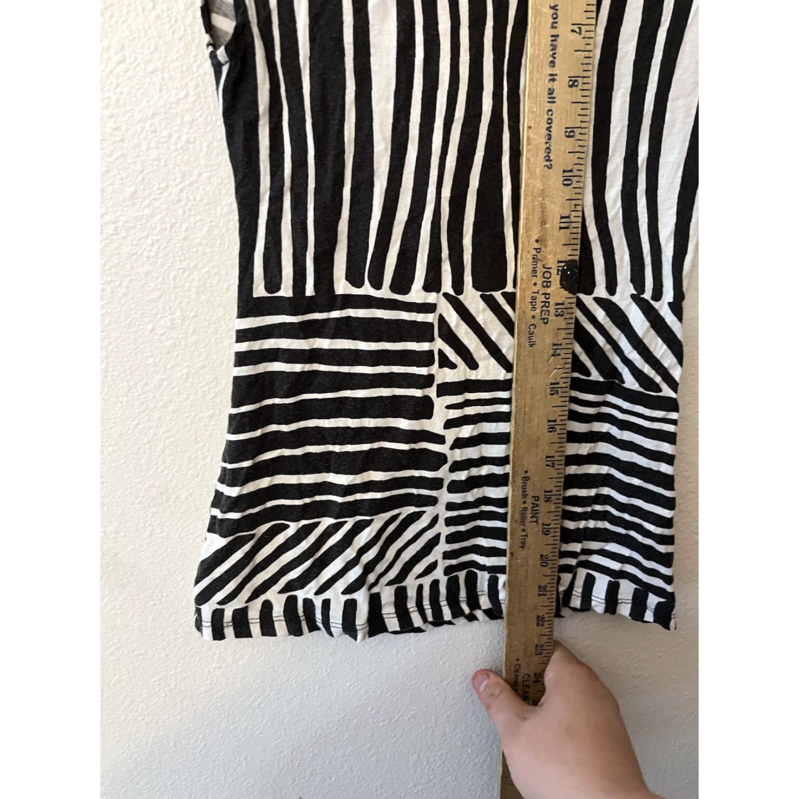 Ann Taylor Ann Taylor top Shirt XS Black White Stripes Sleeveless Round Neck Zip Knit Polyester Spandex Casual Classic Women Size XS / US 0-2 / IT 36-38 - 5 Thumbnail