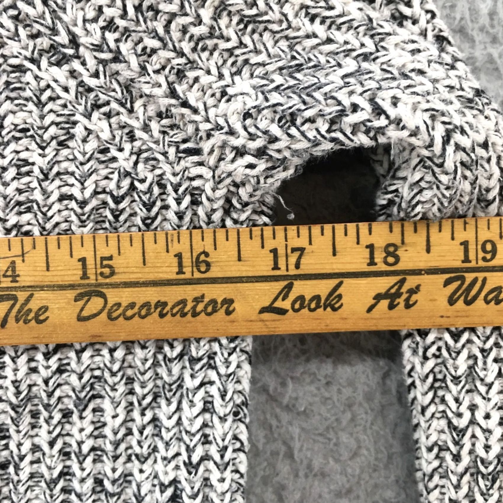 American Eagle Outfitters American Eagle Outfitters Pullover Sweater Womens S Gray Cotton Long Sleeve Knit Size S / US 4 / IT 40 - 4 Thumbnail