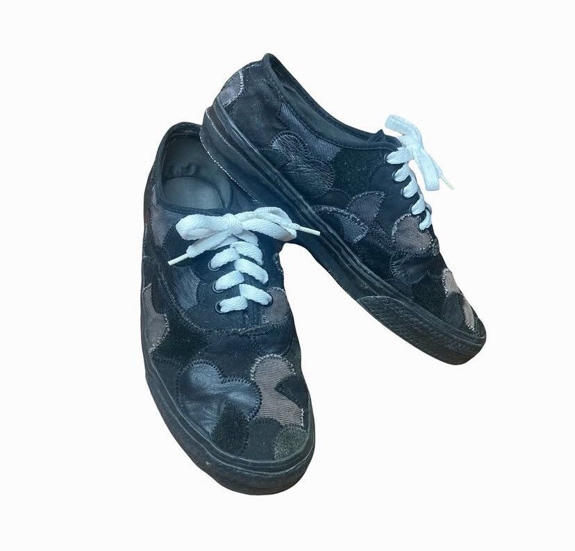 靴 03-04 CRYING HEART PATCHWORK SHOES Rare Number Nine Crying Heart Patchwork Sneakers: Style