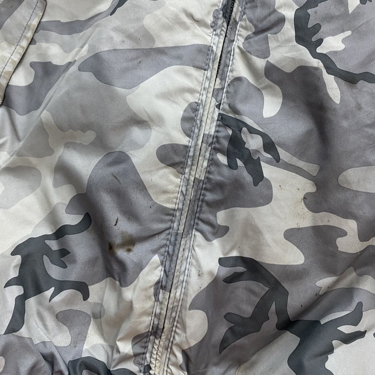 Japanese Brand BURTLE Aircraft Japanese Brand Camoflague Multi Pockets Size US XL / EU 56 / 4 - 11 Thumbnail