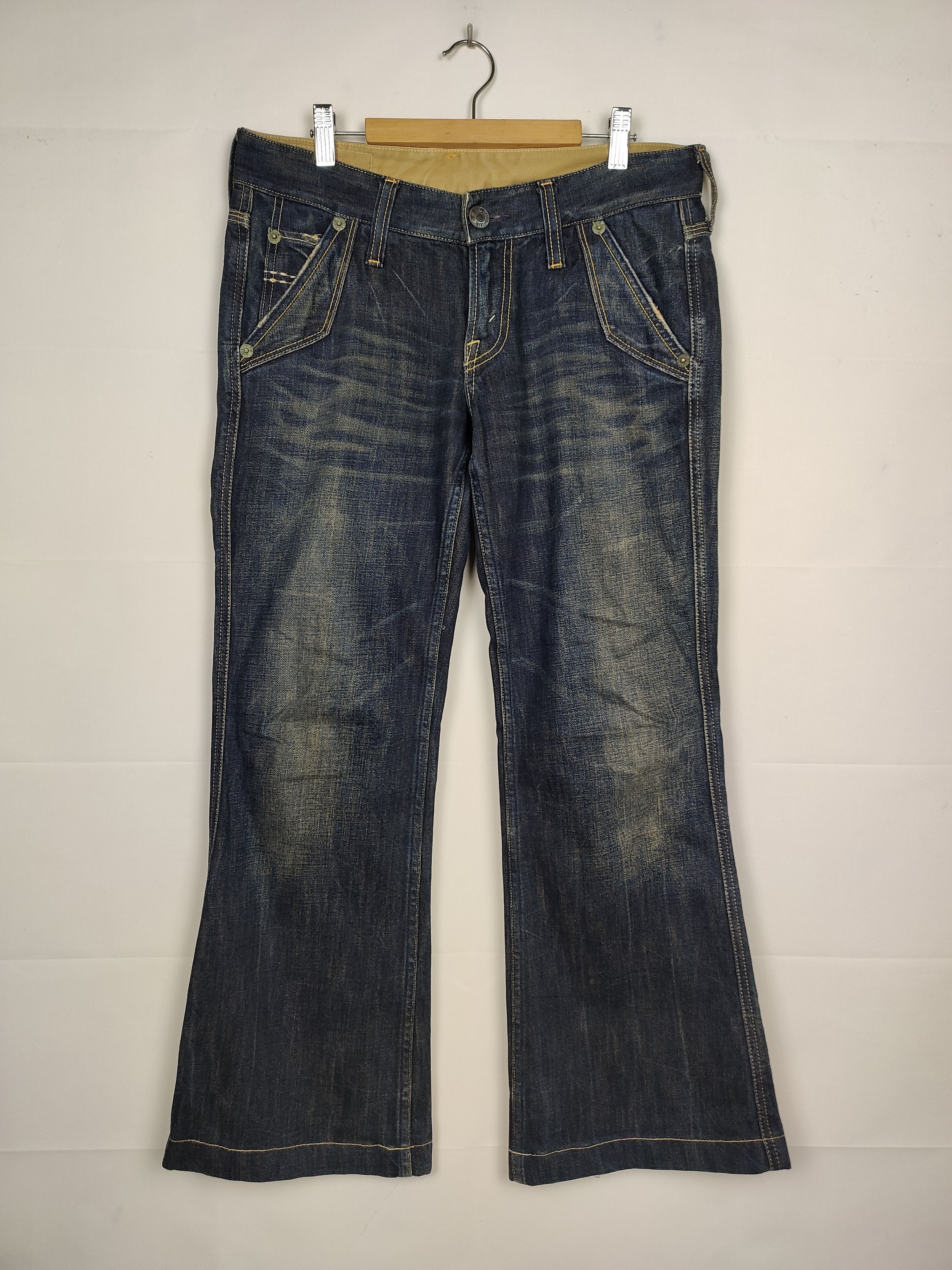 Vintage Levi's 907 Denim Pant