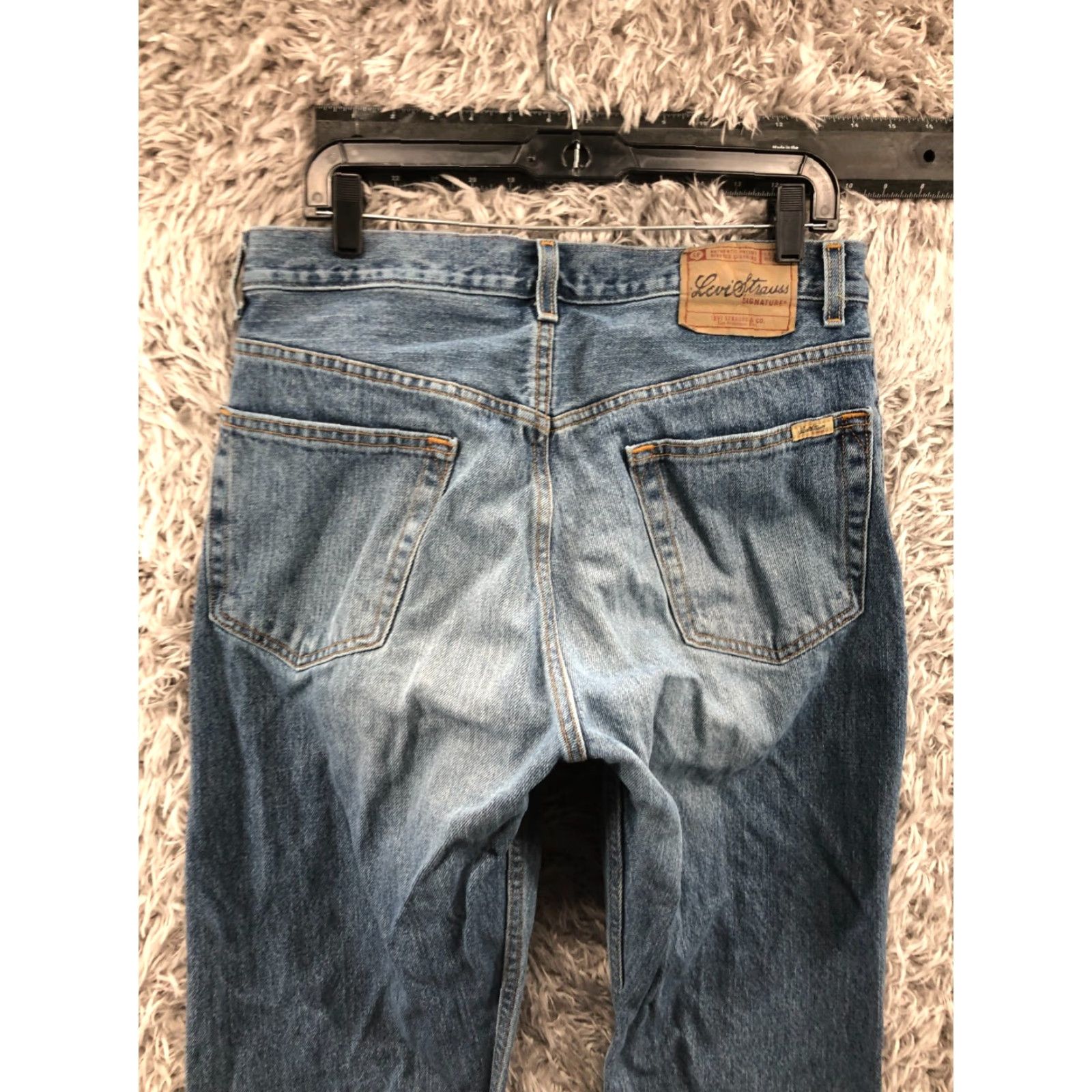 Levi's Levi's Regular Straight Jeans 34x32 Mens Blue Medium Wash 5-Pocket Denim Cotton Blend Mid Rise 34 in Inseam Vintage No Size US 34 / EU 50 - 7 Thumbnail