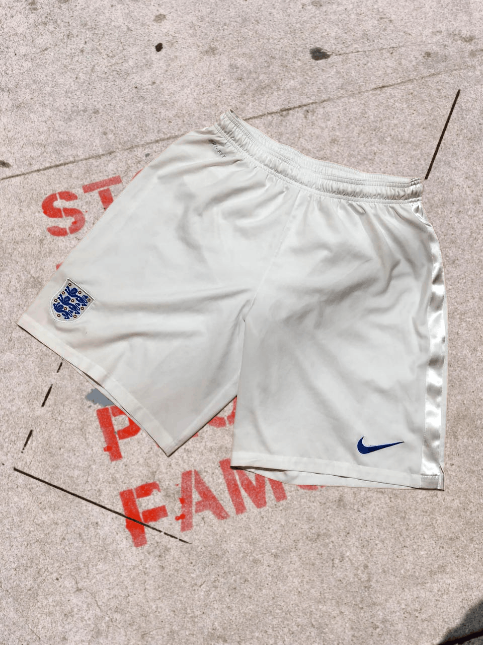 Nike Nike Shorts Size US 36 / EU 52 - 1 Thumbnail