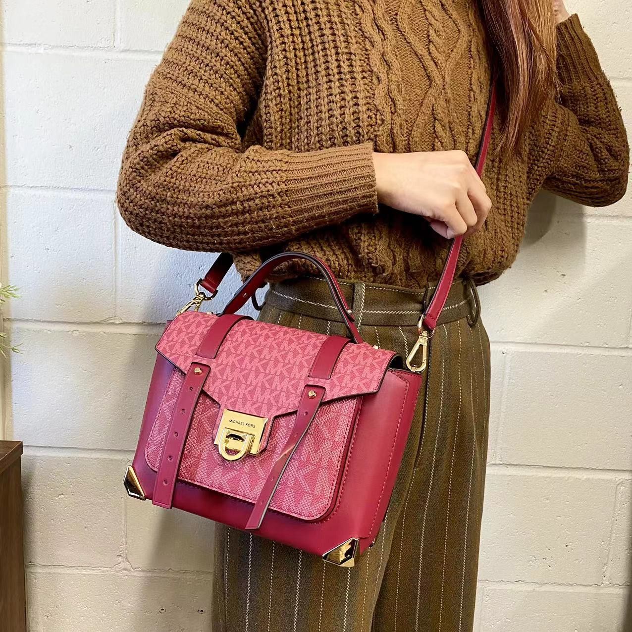Michael Kors Michael Kors 35F1GNCS6V Manhattan Medium Logo Satchel Berry Size ONE SIZE - 2 Thumbnail