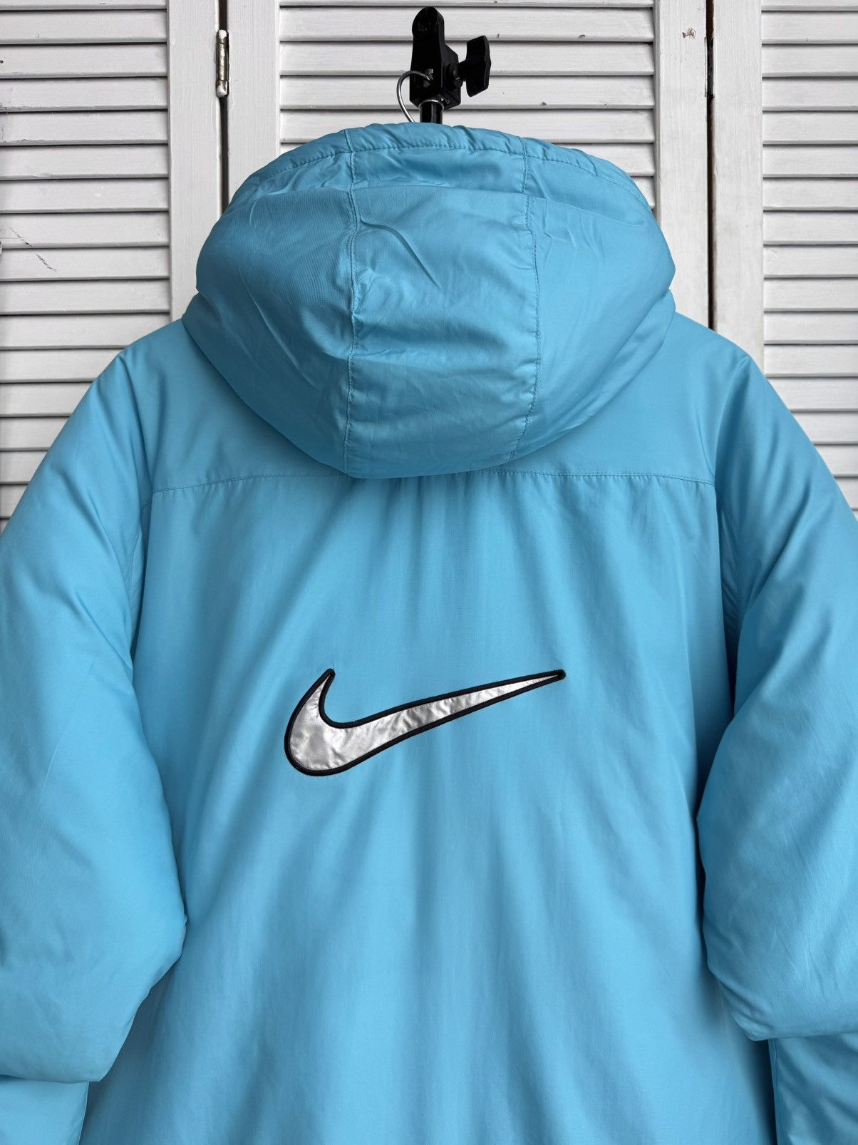 Nike Vintage Nike Puffer Jacket Metallic Big Swoosh Blue Silver Size US M / EU 48-50 / 2 - 11 Thumbnail
