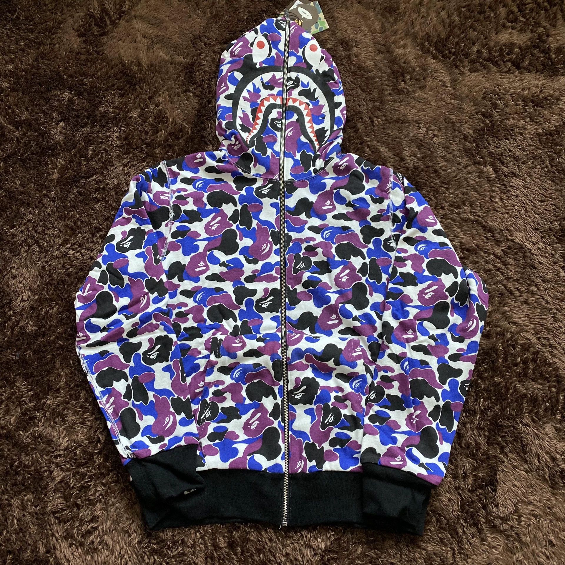 Bape Bape Shark Light Jacket m Men Size US M / EU 48-50 / 2 - 1 Thumbnail