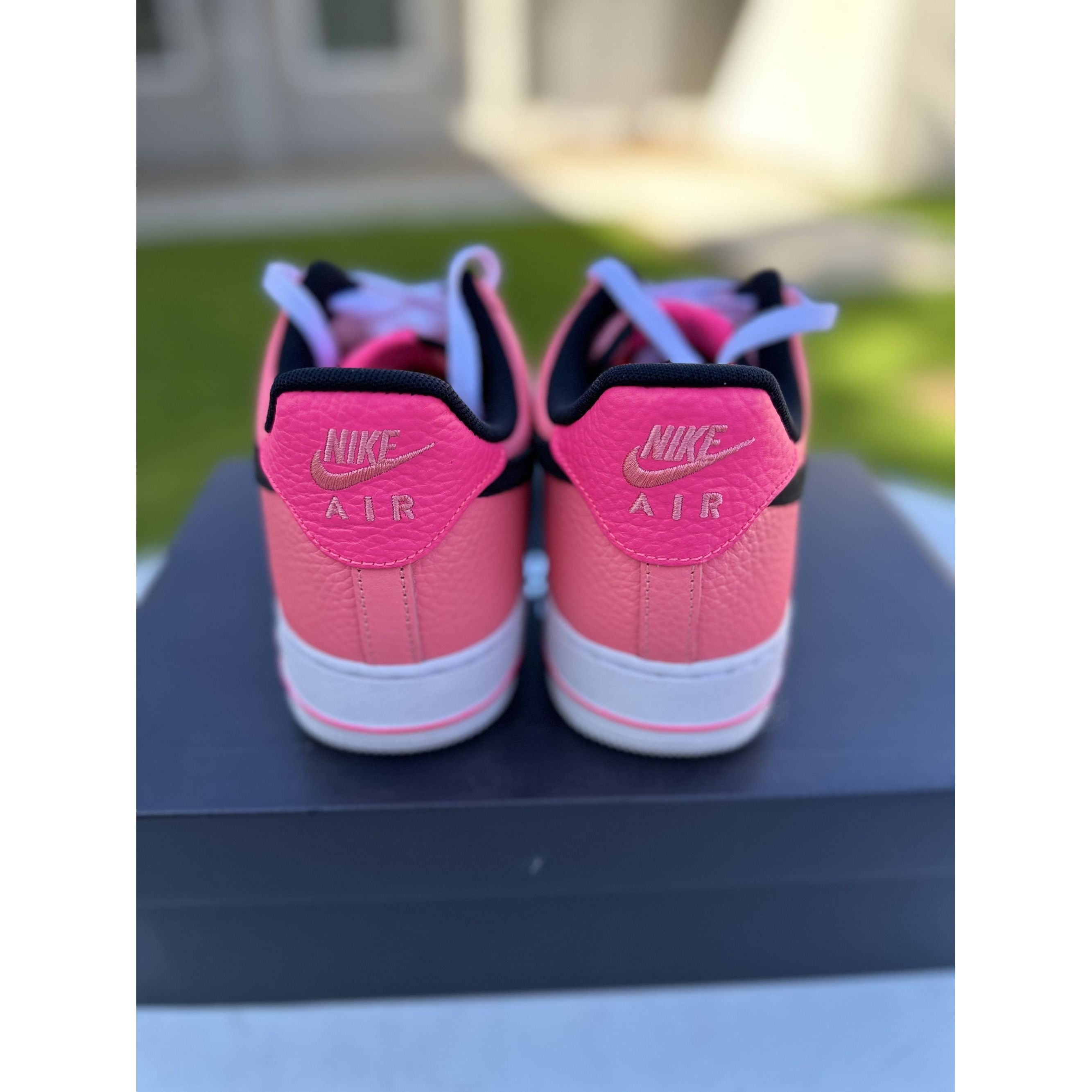 Nike Nike Air Force 1 07 Pink/Black Sneakers Size 11.5 Size US 11.5 / EU 44-45 - 3 Thumbnail