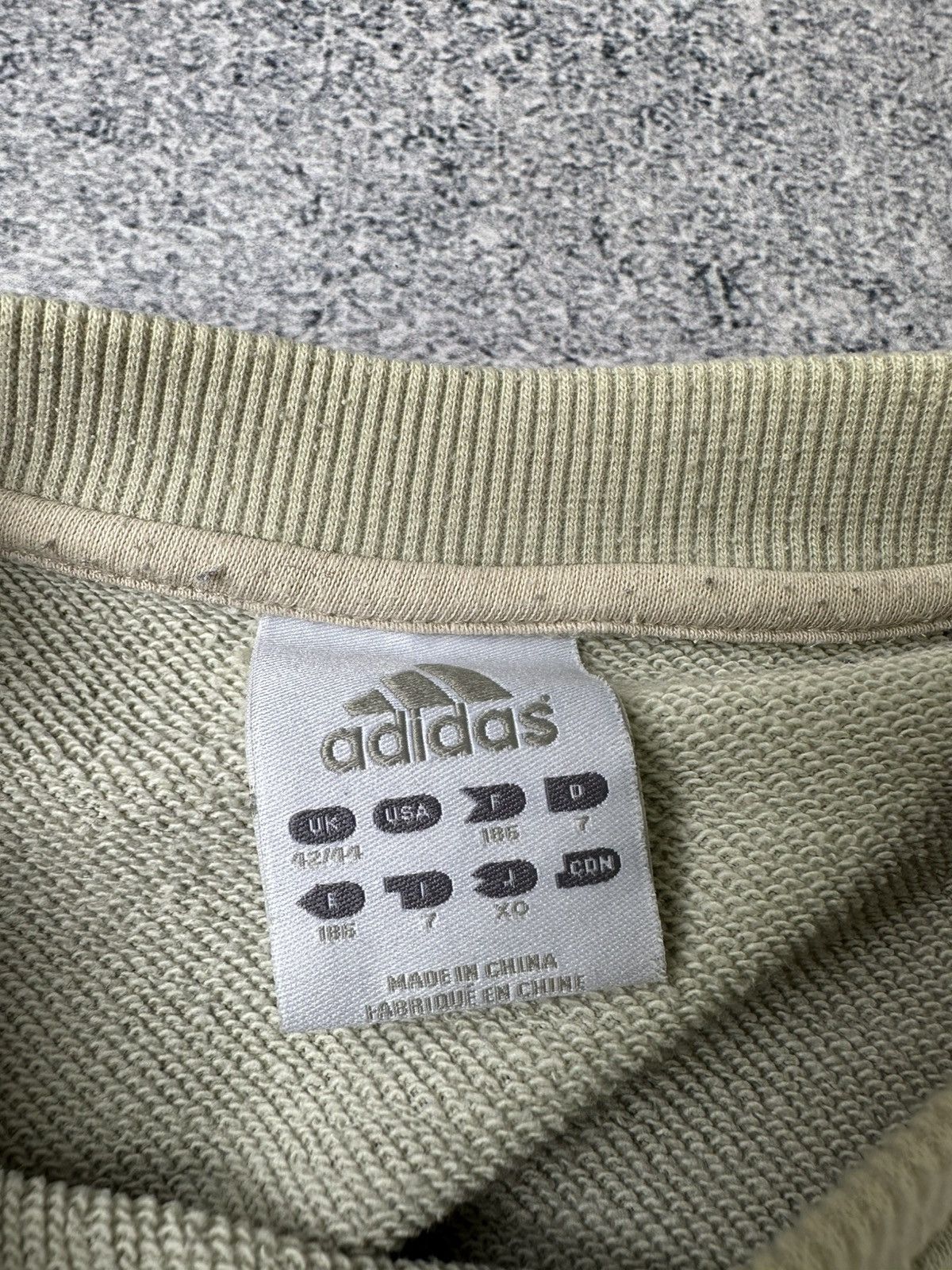 Adidas Vintage Adidas Beige Streetwear Sweatshirt Size US M / EU 48-50 / 2 - 5 Thumbnail