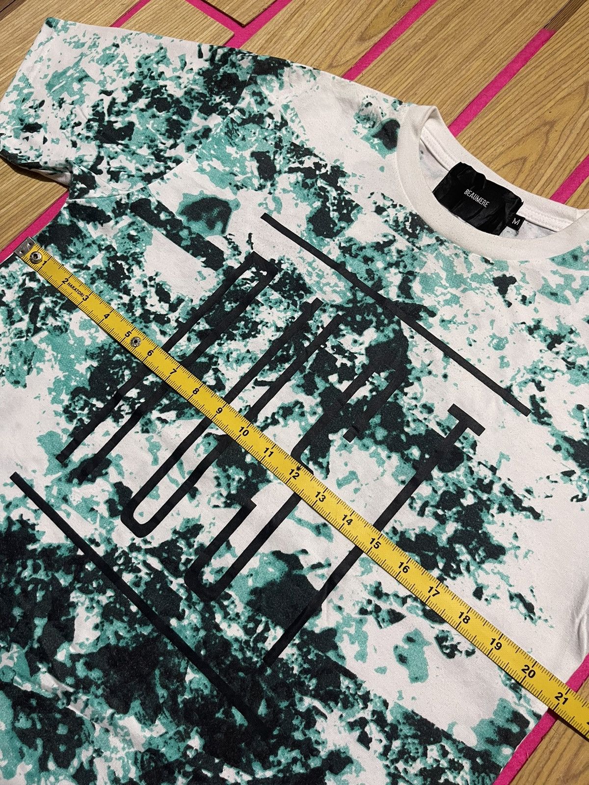 If Six Was Nine Y2K BEAUMERE short sleeve tshirt tai day color style Size US M / EU 48-50 / 2 - 8 Thumbnail