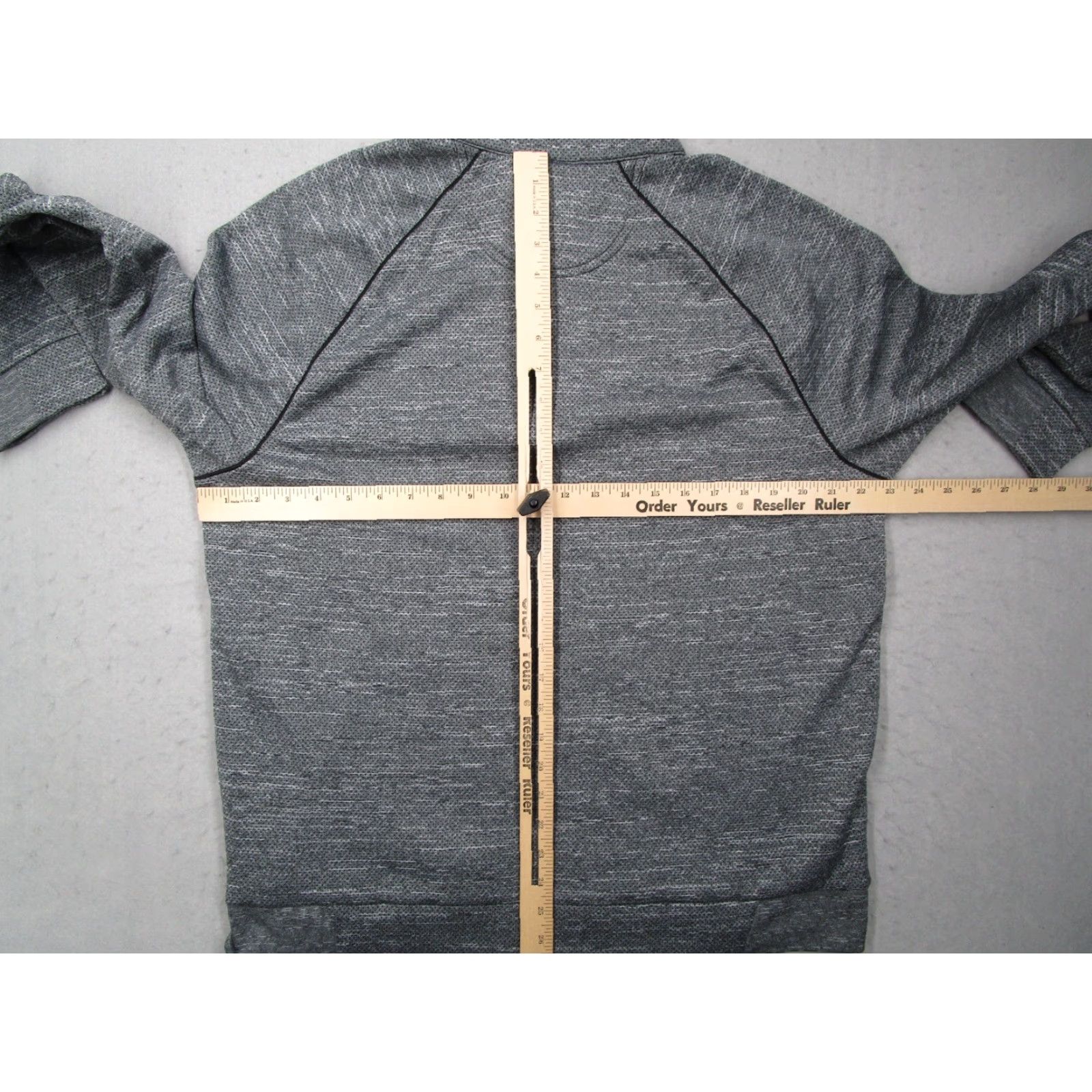Vintage Greg Norman Mens Gray Pullover 1/4 Zip Performance Sweater Golfing Shirt/Hoodie? Size US L / EU 52-54 / 3 - 5 Thumbnail