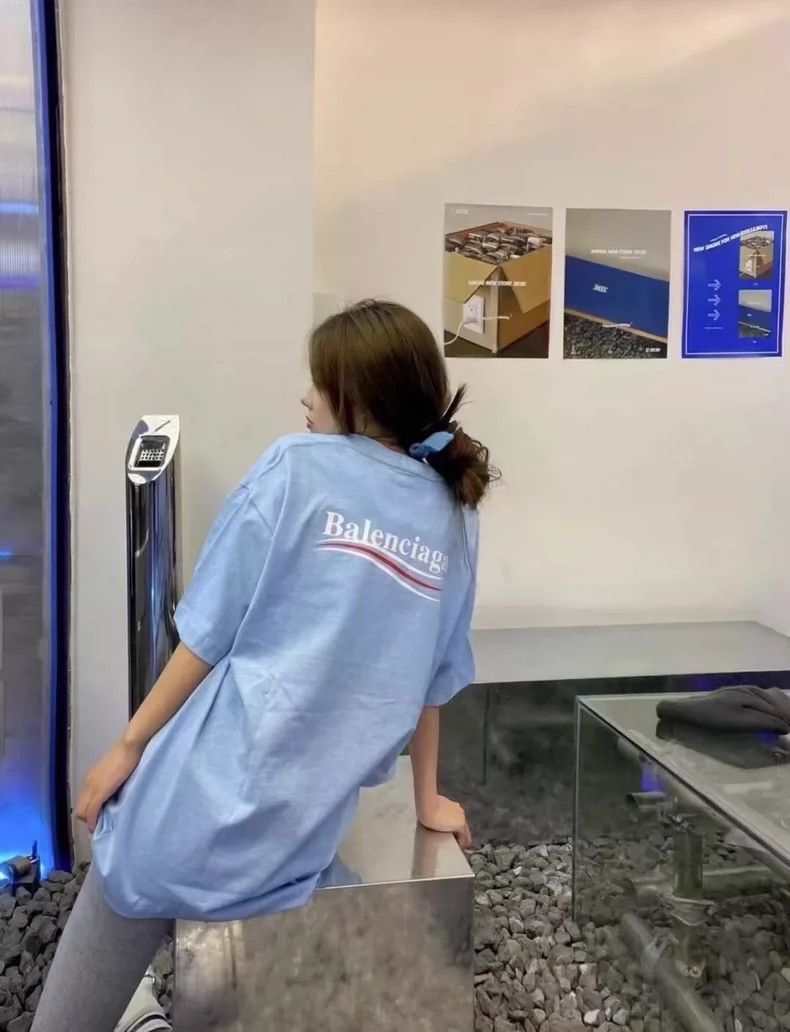 Balenciaga Balenciaga Cola Series Loose Short Sleeve T-Shirt 2504-Next Size US M / EU 48-50 / 2 - 9 Thumbnail