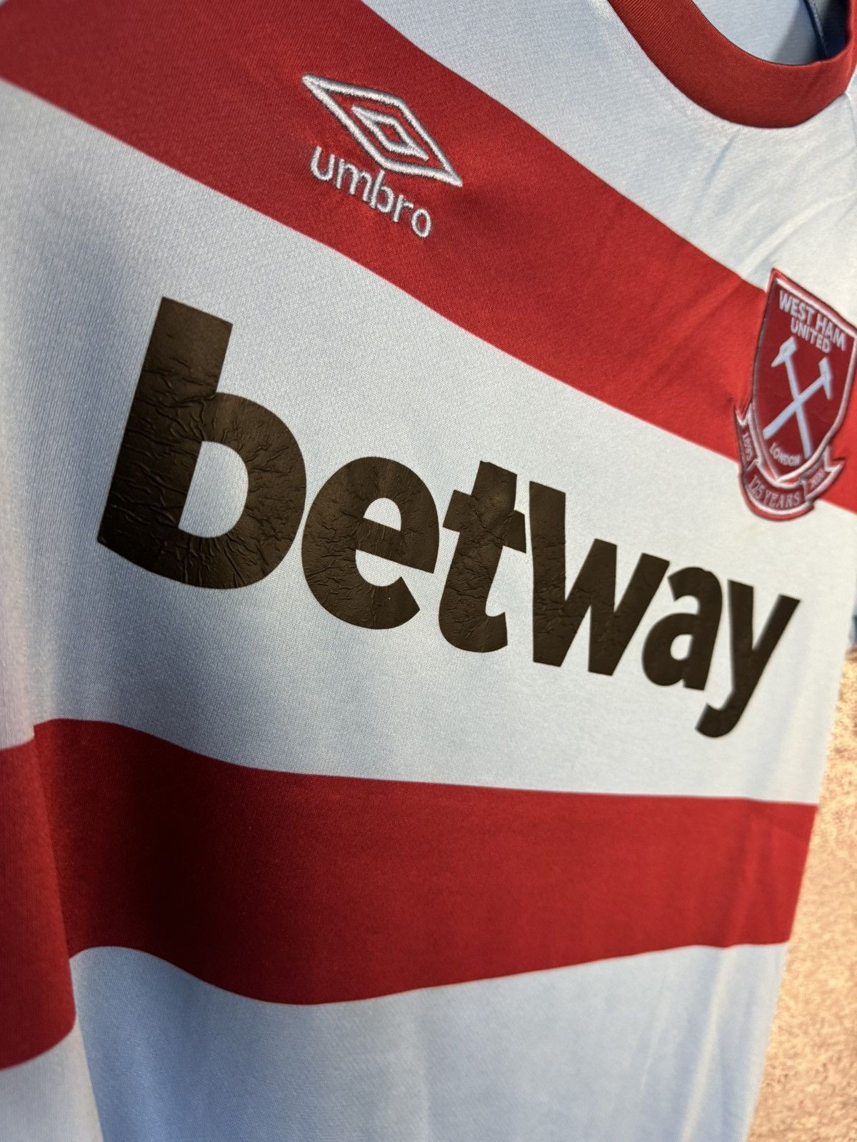 Umbro × Vintage Vintage West Ham United 2020/21 Umbro Jersey M size Size US M / EU 48-50 / 2 - 9 Thumbnail