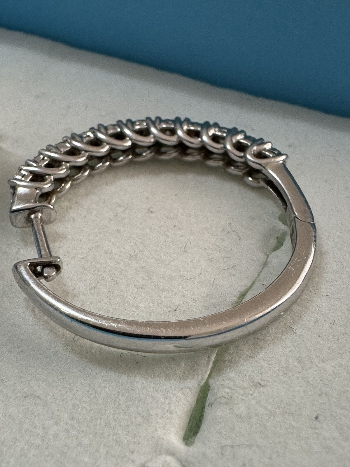 Other ZEI 10k White Gold 1.0ctw DIAMOND LARGE HOOP Vintage Earring Size ONE SIZE - 10 Thumbnail
