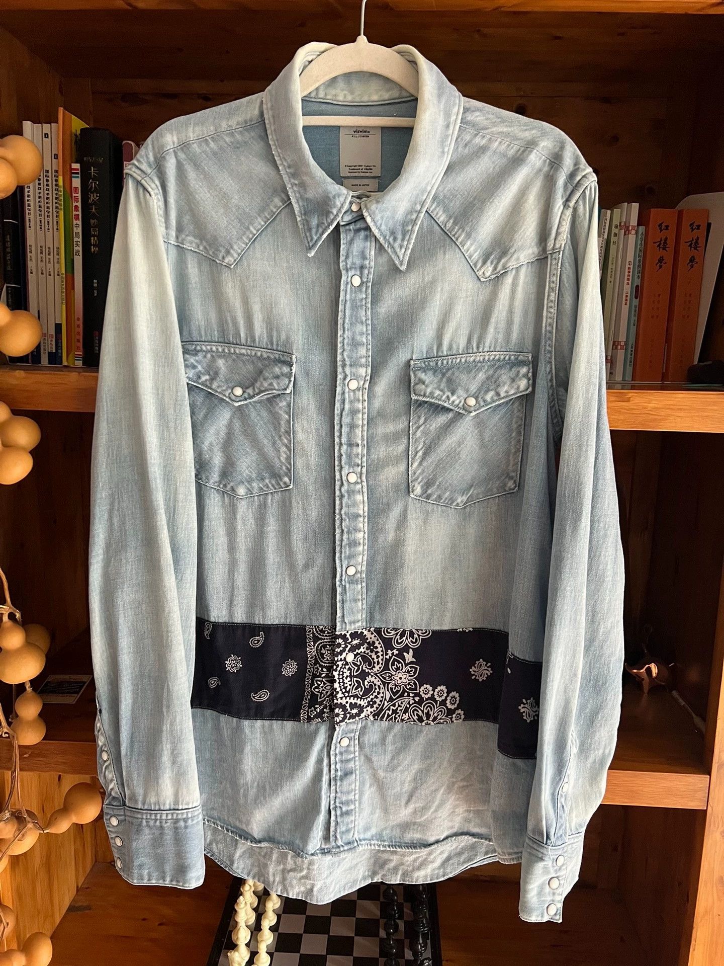 Visvim visvim 2017 washed distressed camo denim shirt Size US L / EU 52-54 / 3 - 1 Thumbnail