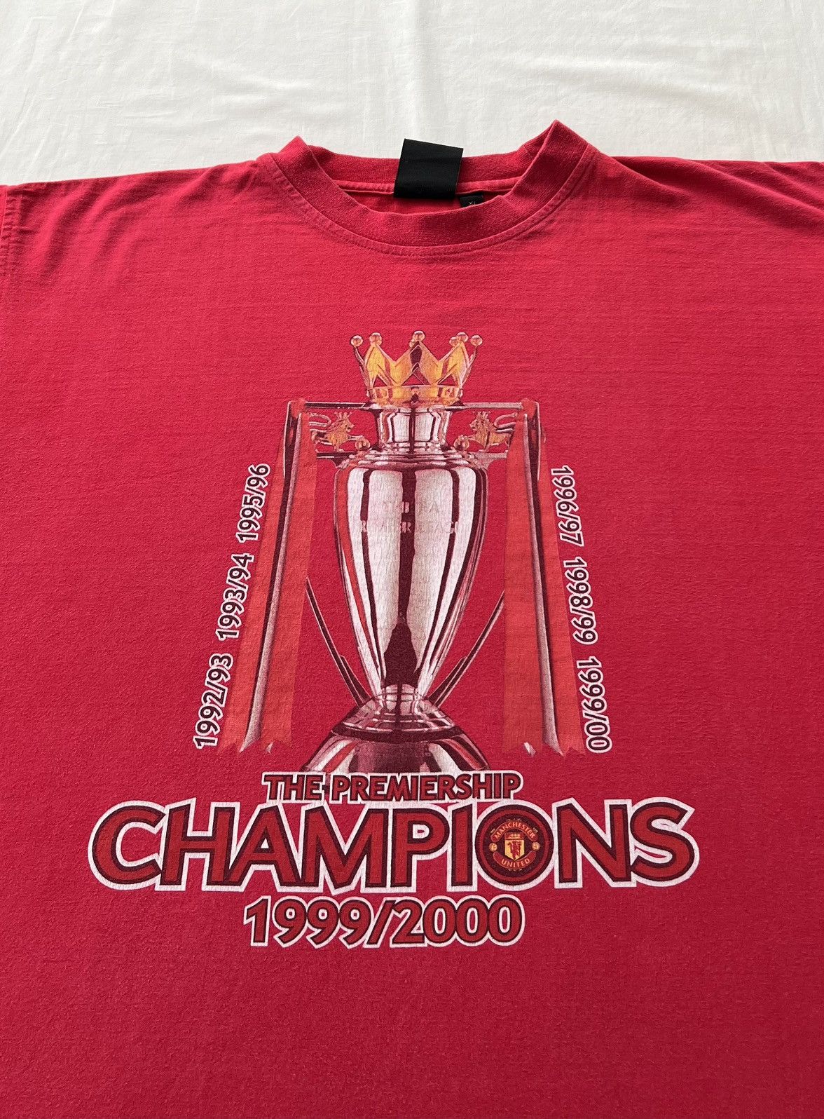 Vintage Vintage Manchester United The Premiership Champions 1999 Size US XL / EU 56 / 4 - 3 Thumbnail