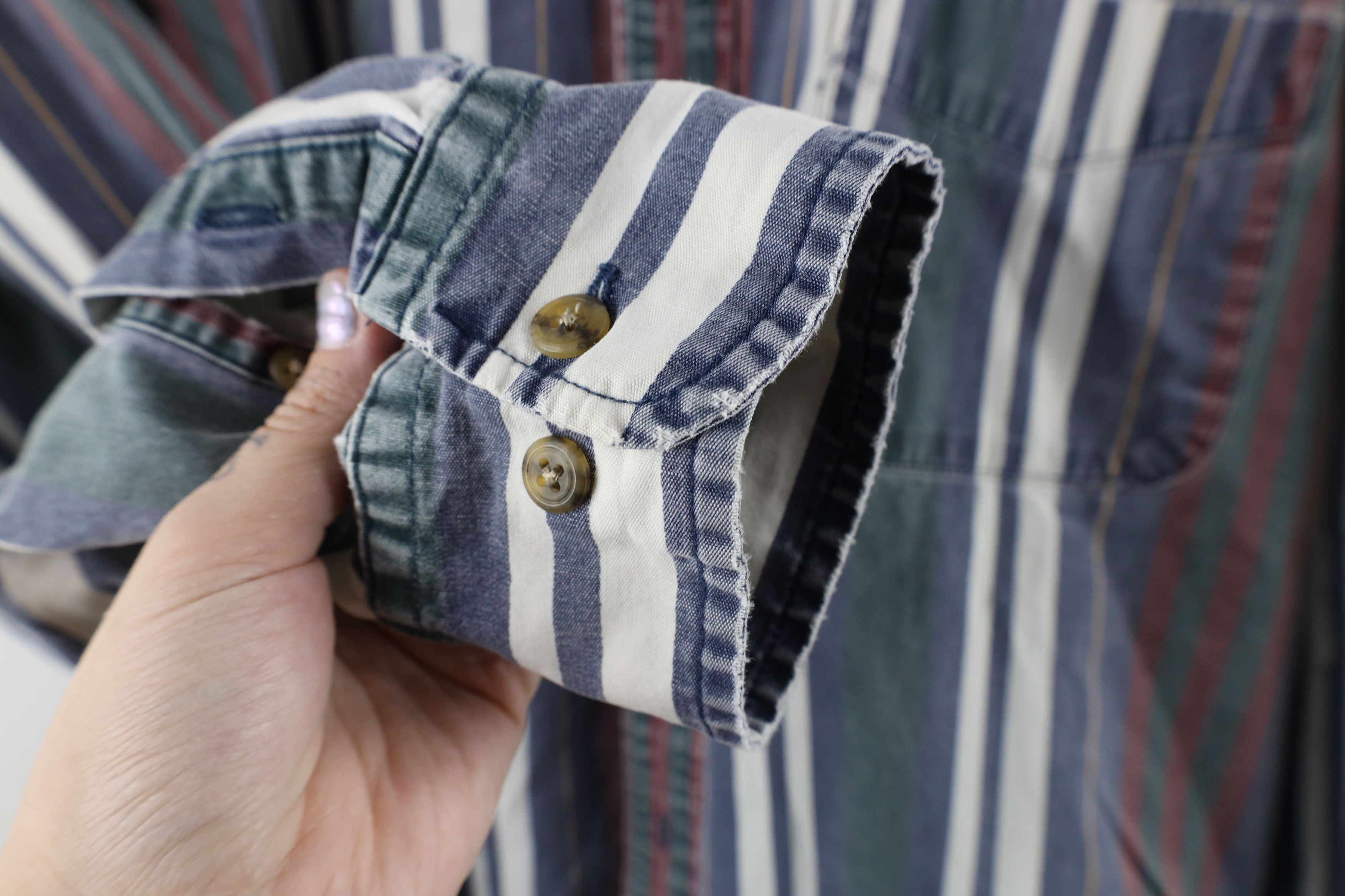 Vintage Vintage 90s Streetwear Striped Collared Button Down Shirt Size US XL / EU 56 / 4 - 6 Thumbnail