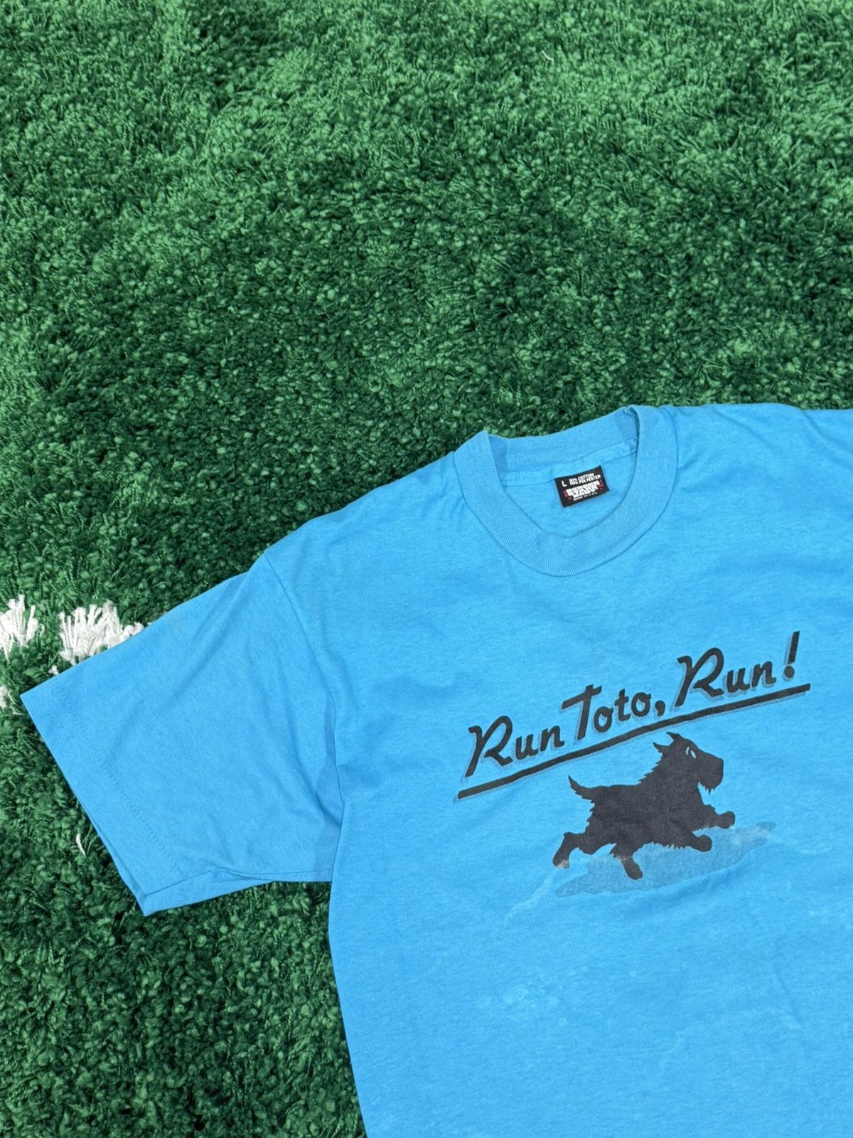 Vintage RARE Vintage Screen Stars Run Toto Wizard of Oz Tee Large Size US L / EU 52-54 / 3 - 2 Thumbnail