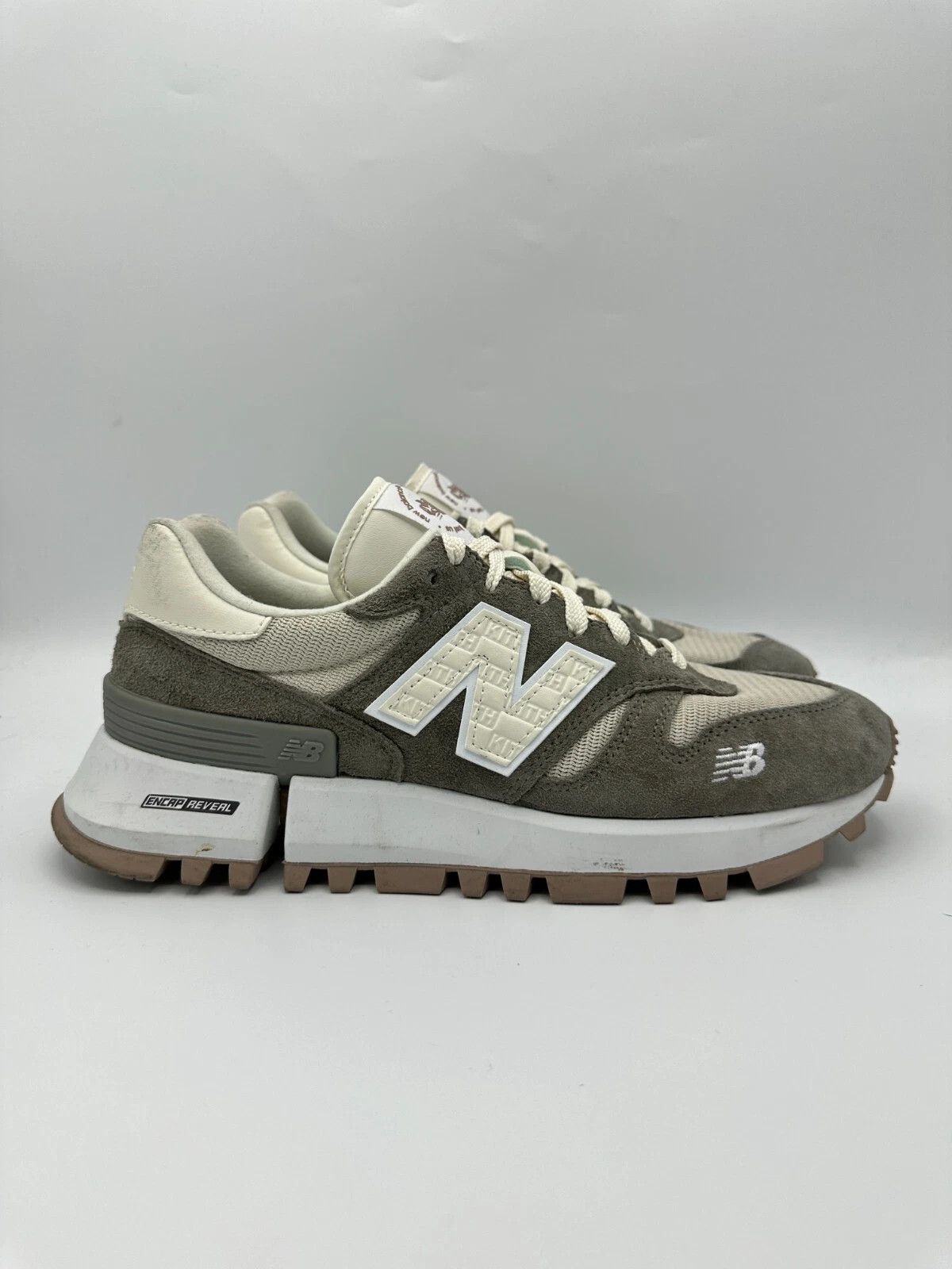 Kith × New Balance Kith New Balance RC 1300 10th Anniversary Elephant Skin Grey Size US 8 / EU 41 - 2 Thumbnail