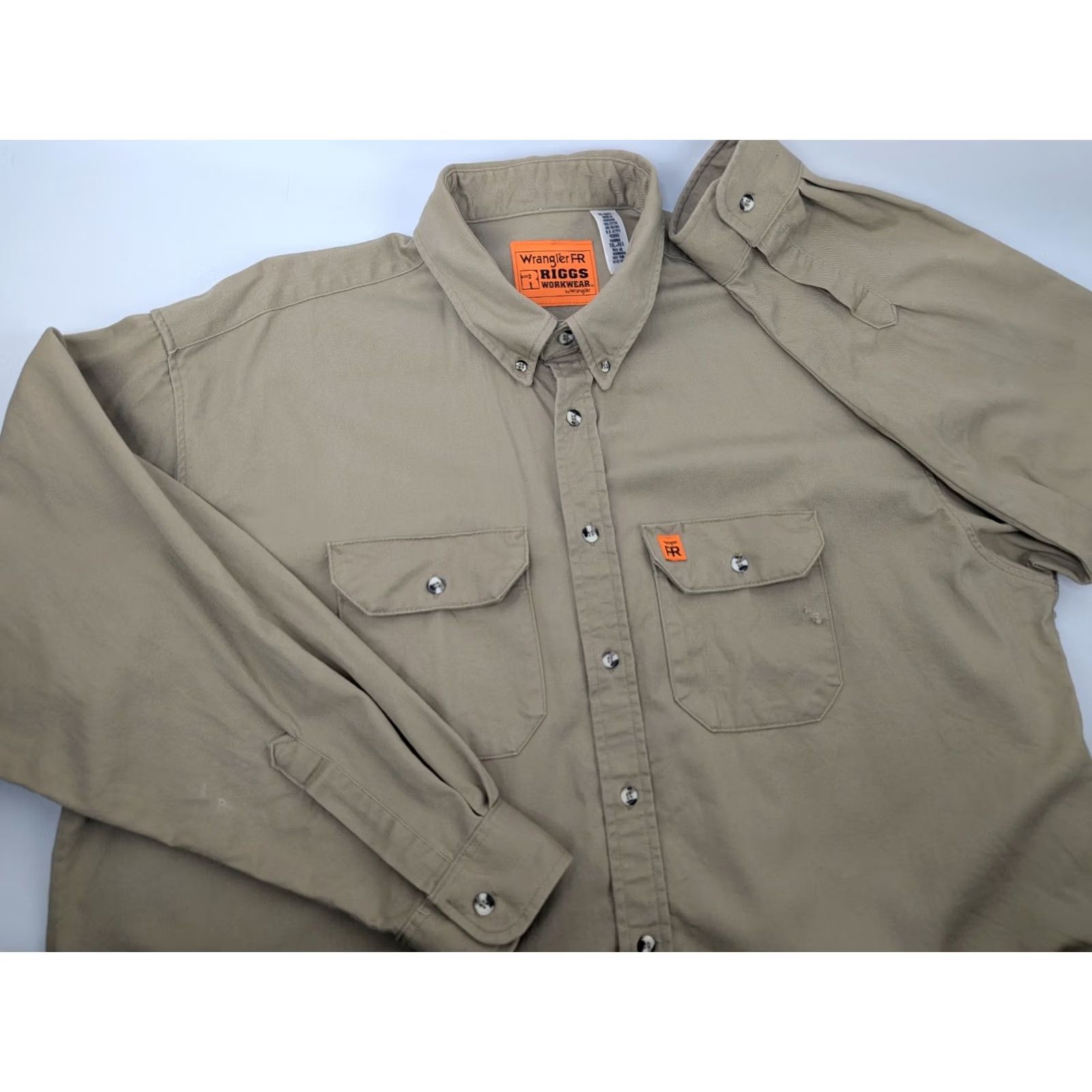 Wrangler Wrangler Shirt Mens 2XL Khaki Beige FR Button-Up Long Sleeve Workwear Collared Button-Front Safety Pockets Cowboy Western Size US XXL / EU 58 / 5 - 2 Thumbnail