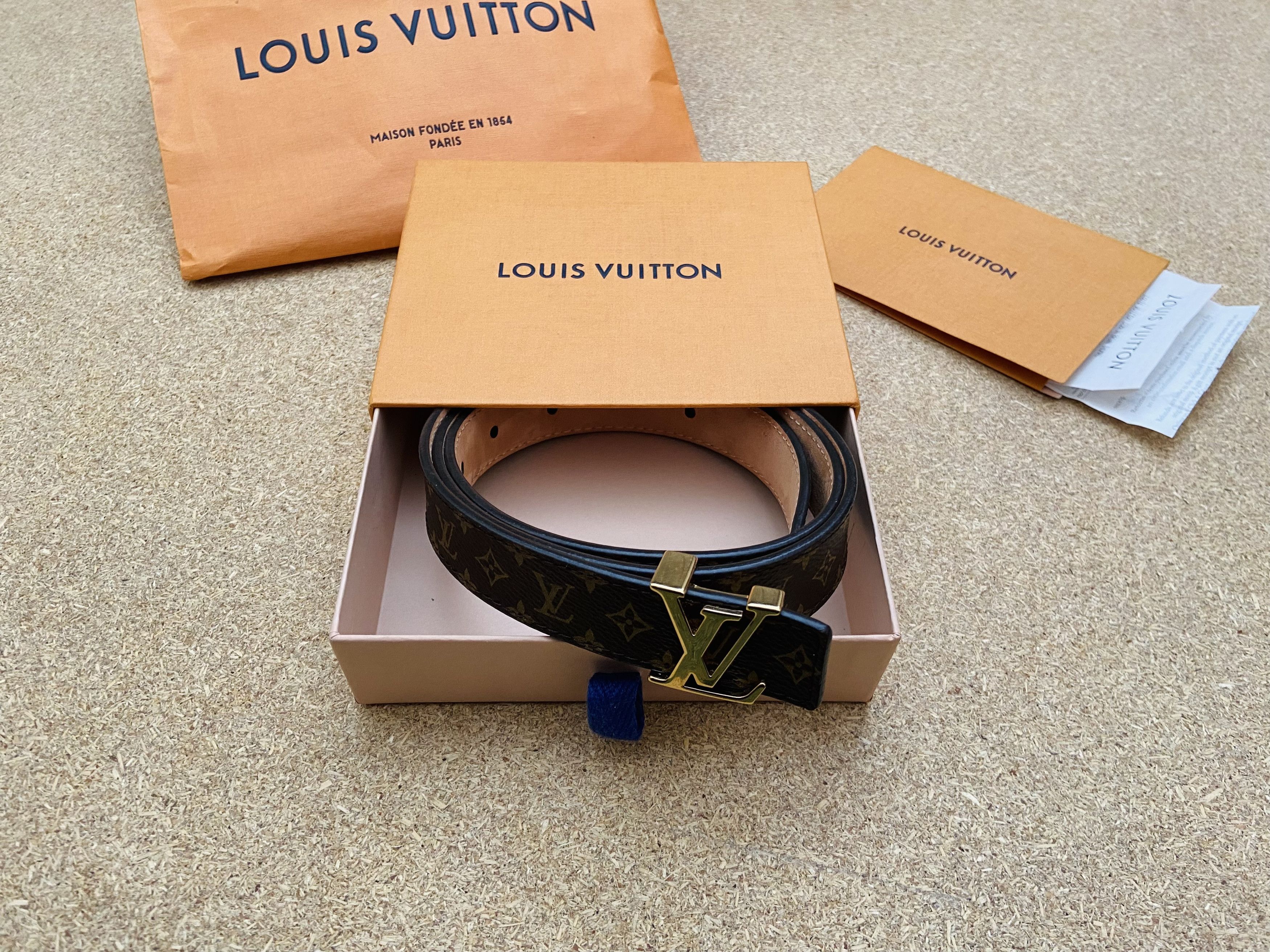 Louis Vuitton Louis Vuitton initials women’s Belt Size ONE SIZE - 2 Thumbnail