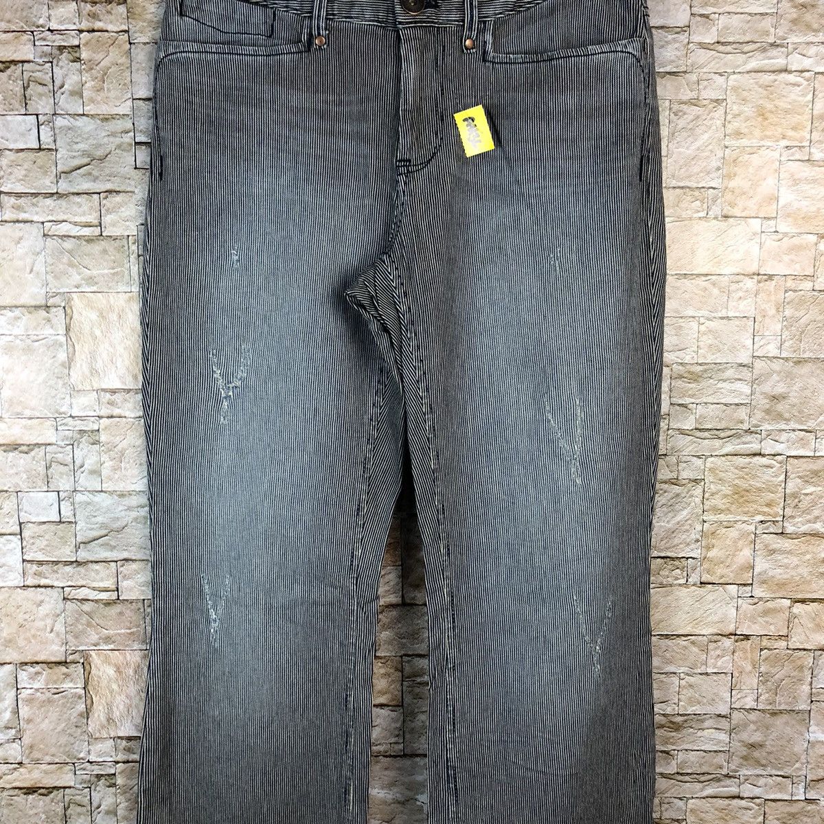 Eddie Bauer Eddie Bauer Blue Stripe Casual Pants #A1136 Size US 27 - 5 Thumbnail