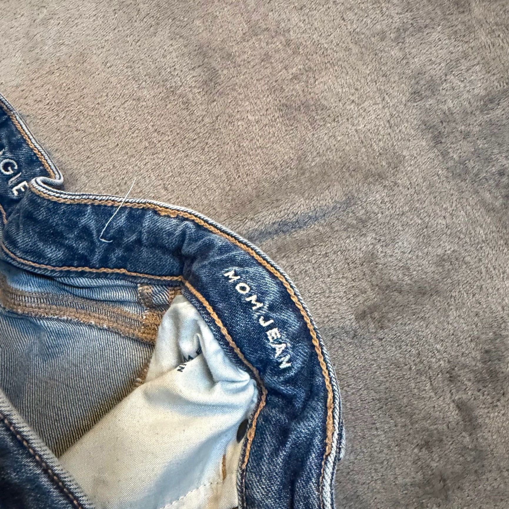 American Eagle Outfitters VINTAGE American Eagle Outfitters Blue High Rise Stretch Mom Jeans Tapered Leg Women Size 4 Size 27" / US 4 / IT 40 - 4 Thumbnail