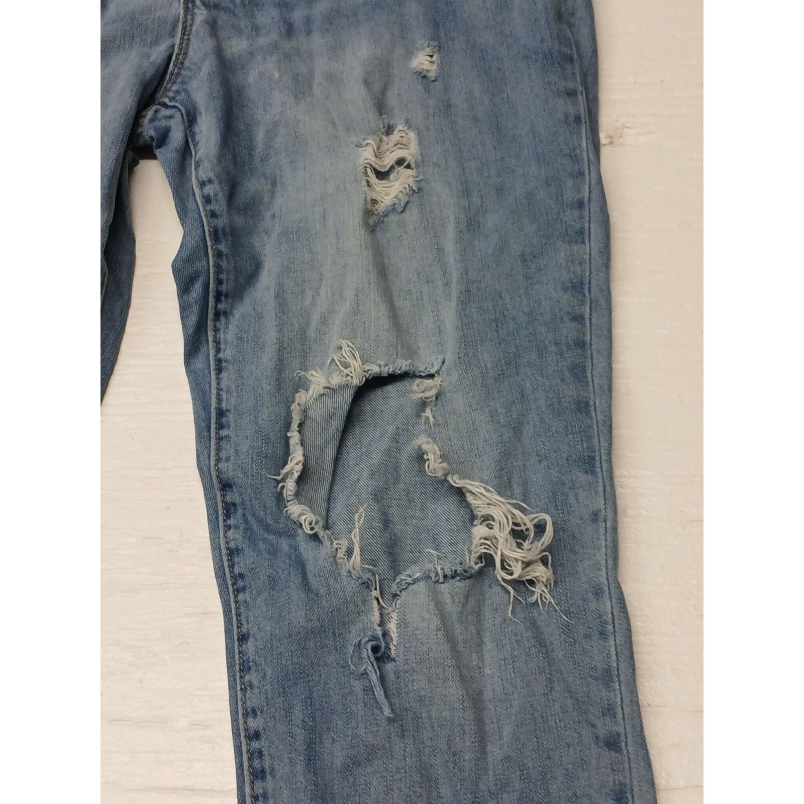 Gap Gap Sexy Boyfriend (10) Relaxed Fit Ripped Blue Denim Jeans Size 32" / US 10 / IT 46 - 13 Thumbnail