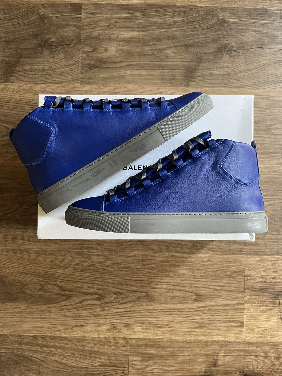 Balenciaga Balenciaga Arena High Top Leather Sneakers Blue Size 43 Size US 11 / EU 44 - 2 Thumbnail