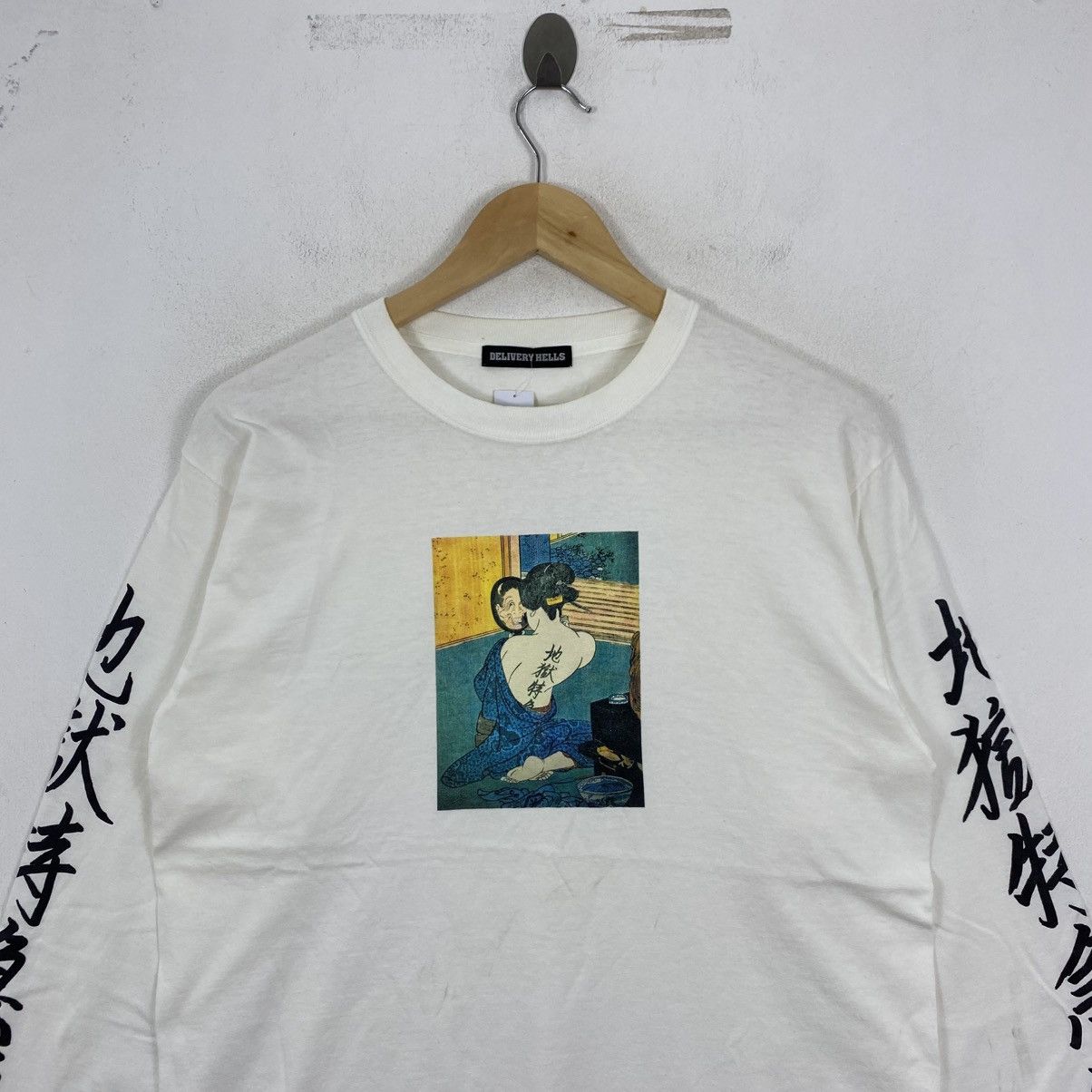 Flagstuff F-LAGSTUF-F Delivery Hells Geisha Tattoo L/S Tee M White Size US M / EU 48-50 / 2 - 3 Thumbnail