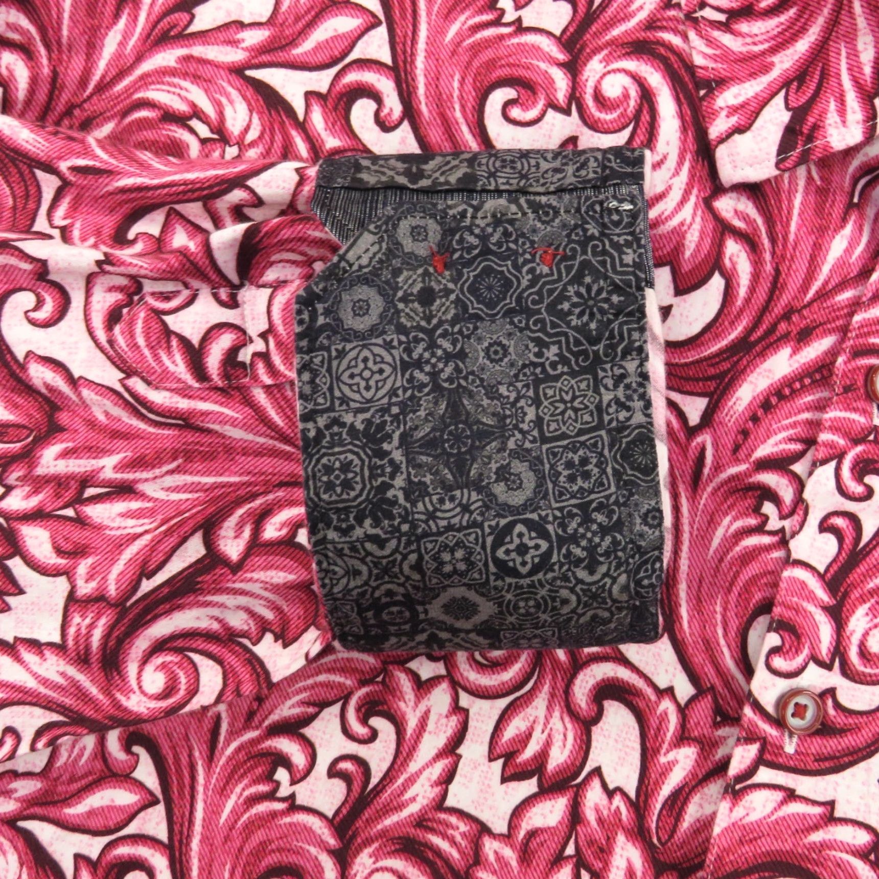 Robert Graham Robert Graham Shirt XXXL Mens Pink White Baroque Crazy Graphic Print Flip Cuff Shirt Size US XXL / EU 58 / 5 - 3 Thumbnail