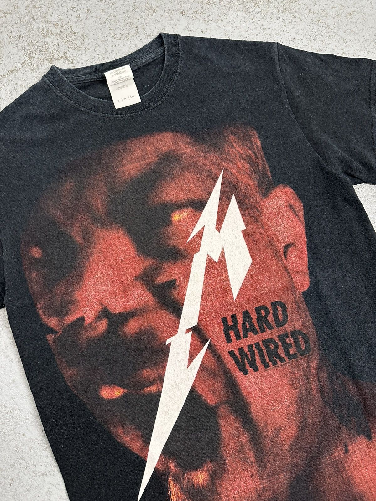 Band Tees 00s Metallica Hard Wired Gildan Rock T-Shirt Size US S / EU 44-46 / 1 - 6 Thumbnail