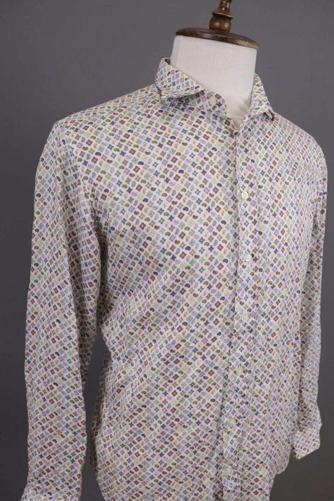 Etro Etro Milano White Paisley Button Down Shirt Size 41 Size US M / EU 48-50 / 2 - 7 Thumbnail