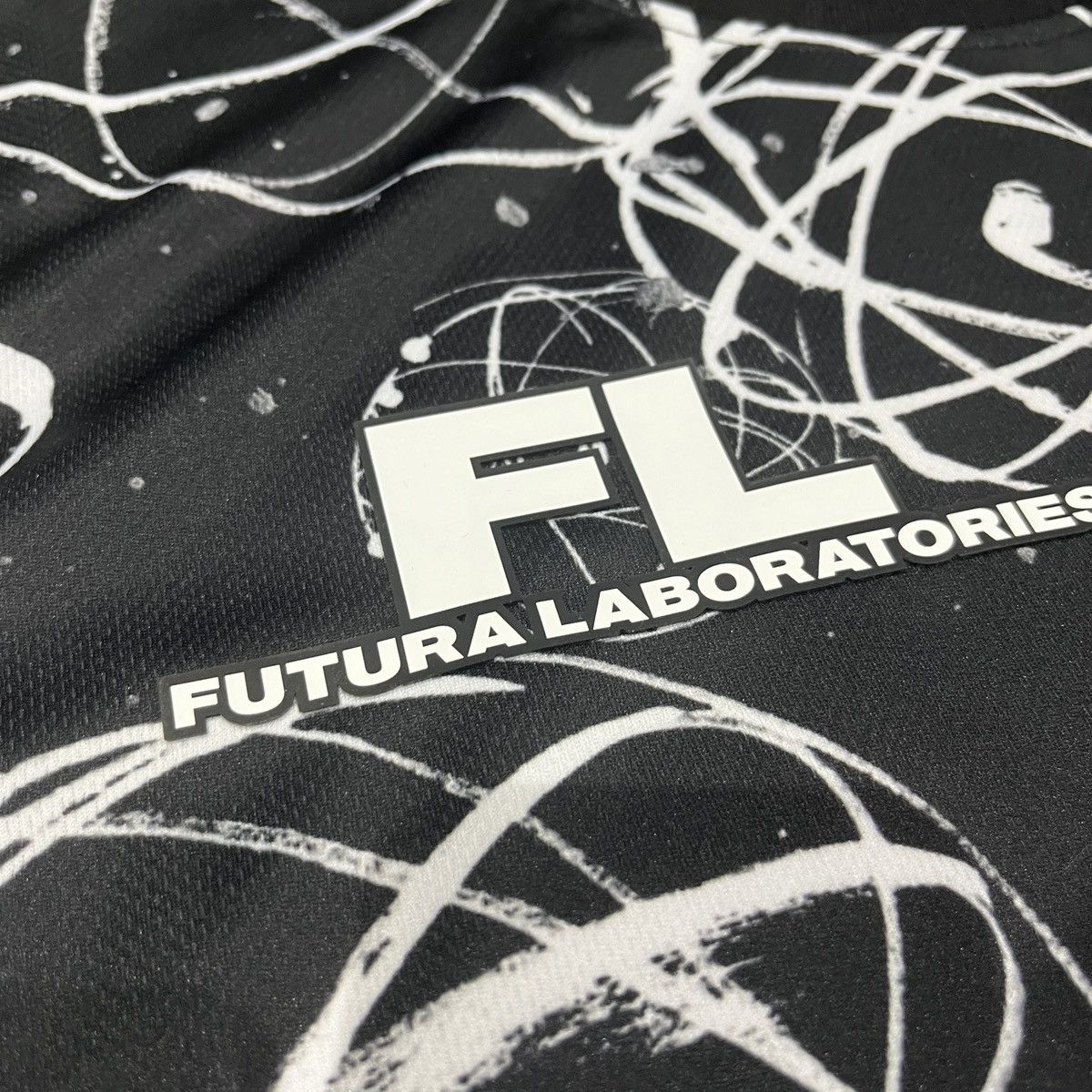 Futura Futura x Faze Clan “Atom” jersey black Tshirt small Size US S / EU 44-46 / 1 - 4 Thumbnail