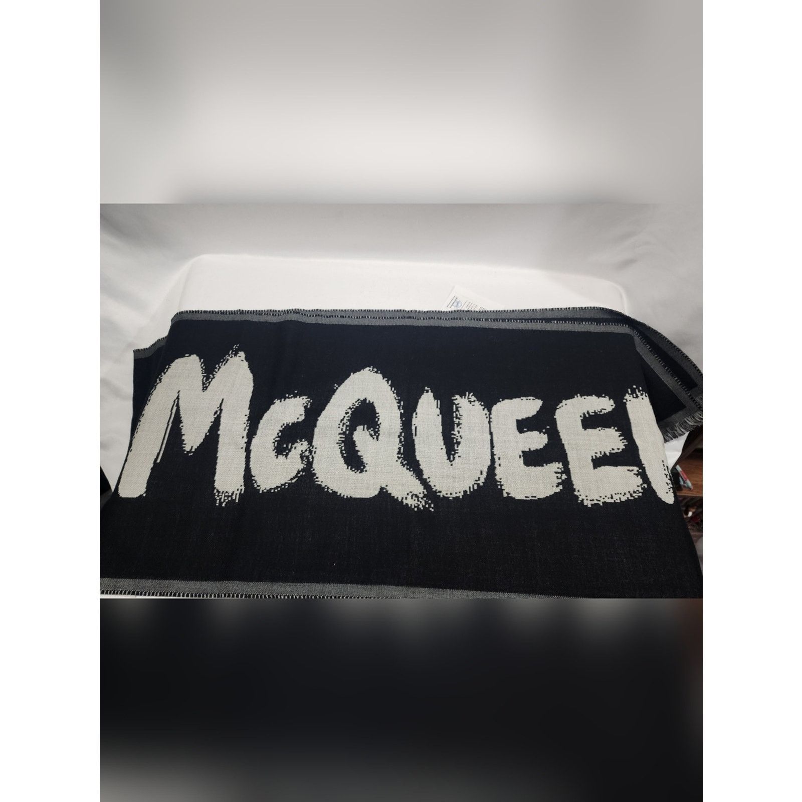 Alexander McQueen Alexander McQueen Oversize McQueen Graffiti Scarf Wool COA Size ONE SIZE - 11 Thumbnail