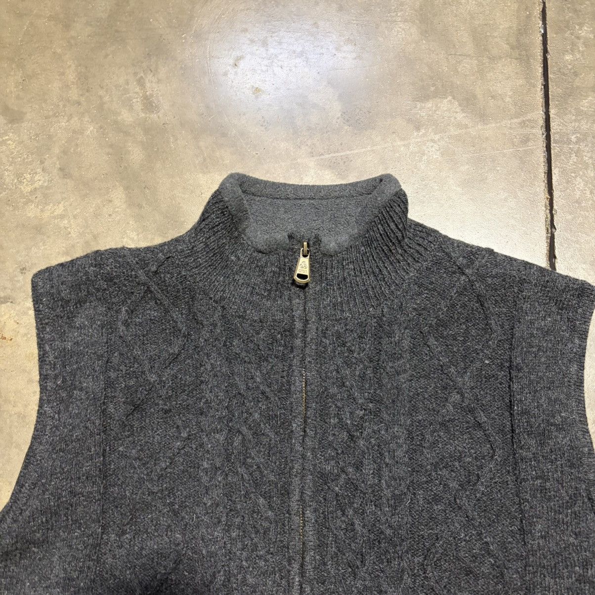 Aran Sweater Market Aran Sweater Market Wool Vest Cable Knit Zip Up Fisherman Size US XXL / EU 58 / 5 - 8 Thumbnail