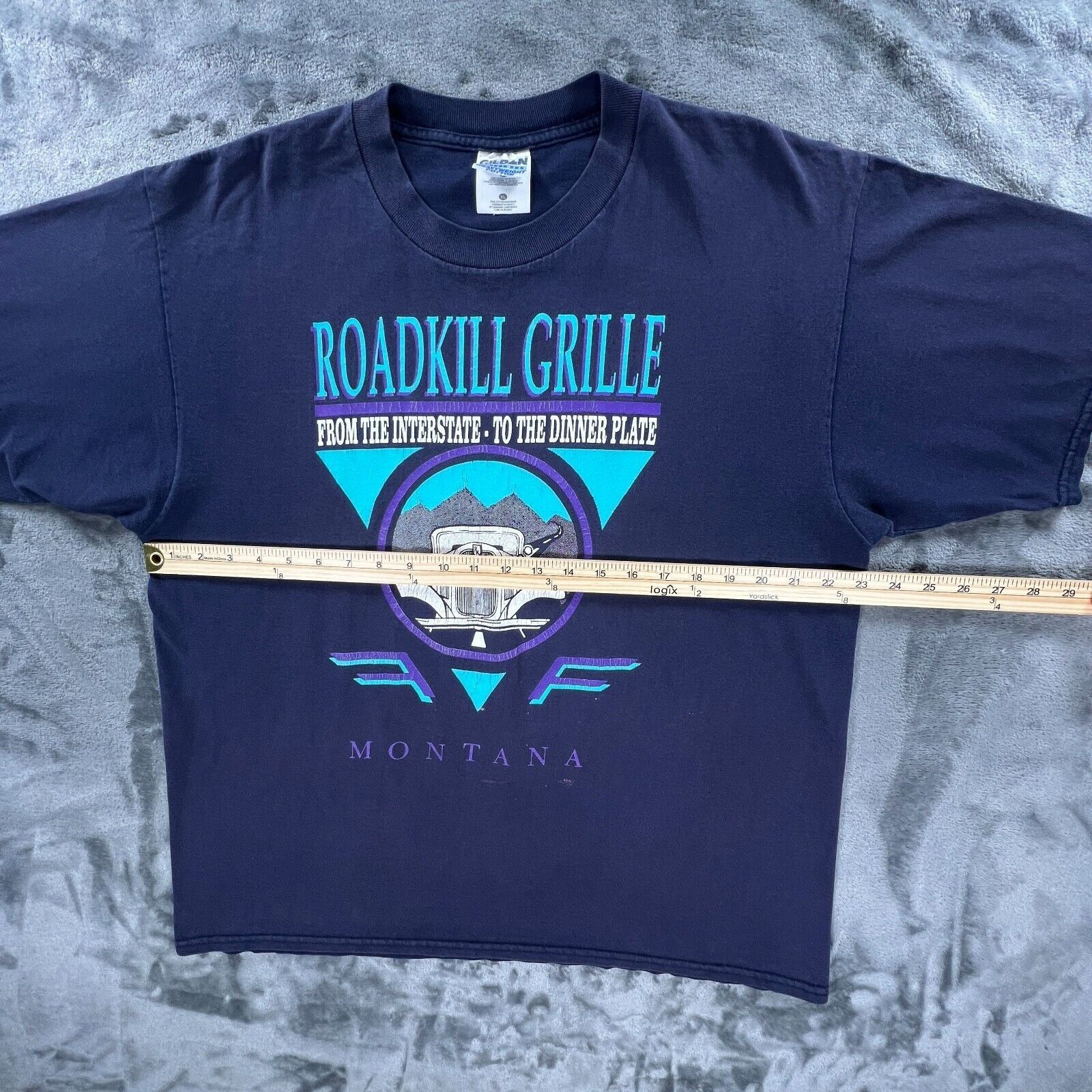 Gildan Vintage 90's Roadkill Grille Montana USA T Shirt Men XL Menu Size US XL / EU 56 / 4 - 7 Thumbnail