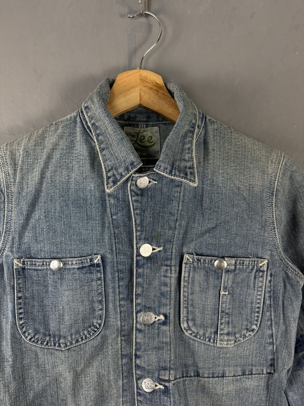 Lee VINTAGE LEE WASHED BLUE DISTRESSED DENIM JACKET Size S / US 4 / IT 40 - 5 Thumbnail