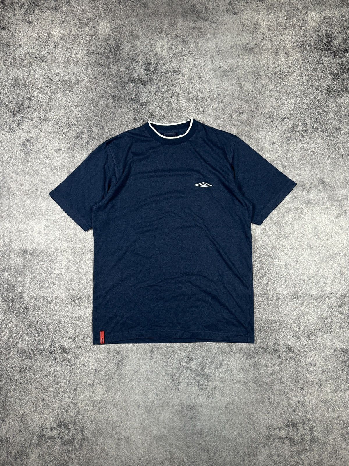 Umbro Vintage Umbro Logo T-shirt Streetwear Style Rare Casual M Size US M / EU 48-50 / 2 - 1 Thumbnail