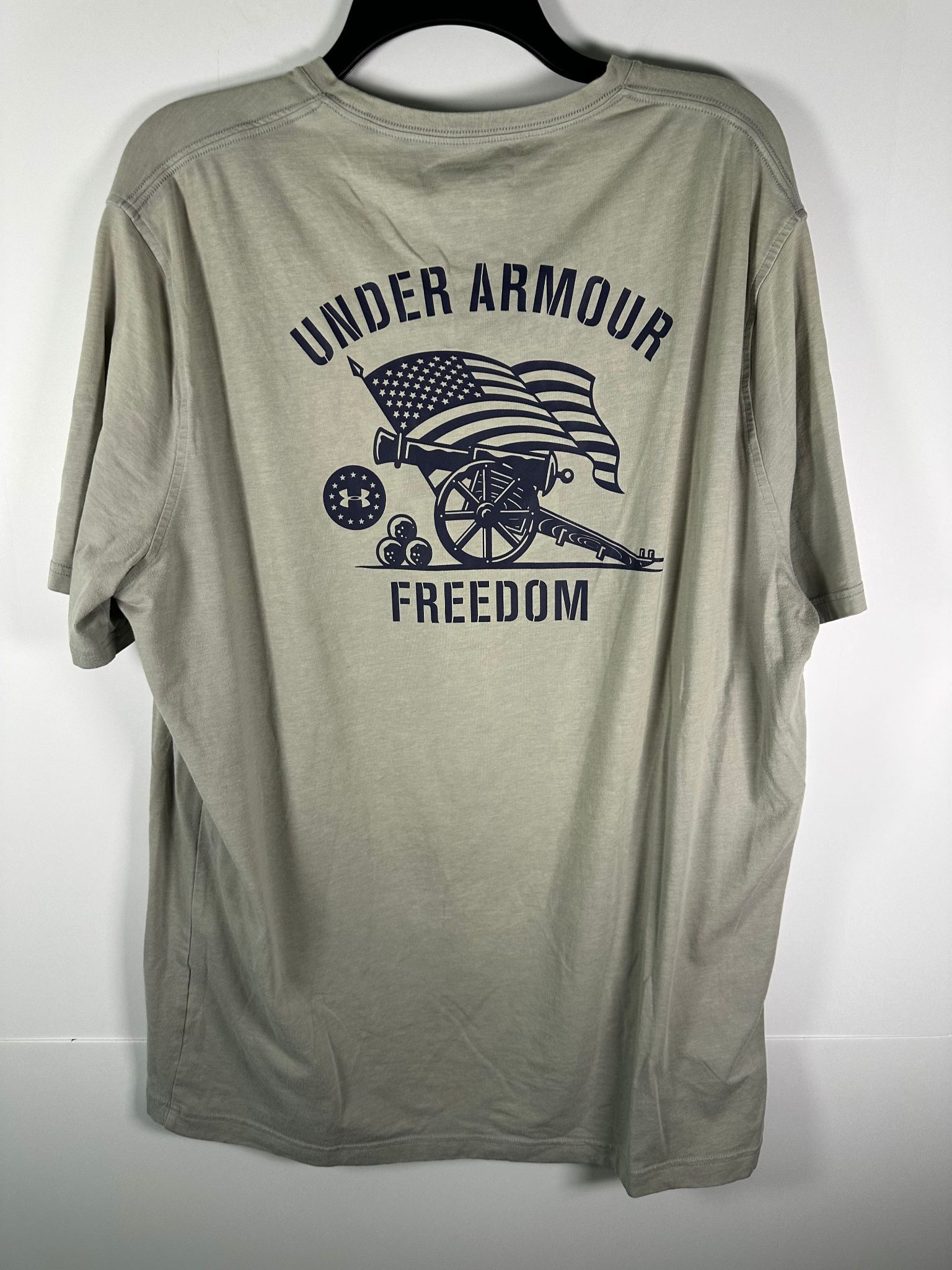 Under Armour Under Armour T-Shirt Mens XL Loose HeatGear Freedom Graphic Size US XL / EU 56 / 4 - 6 Thumbnail