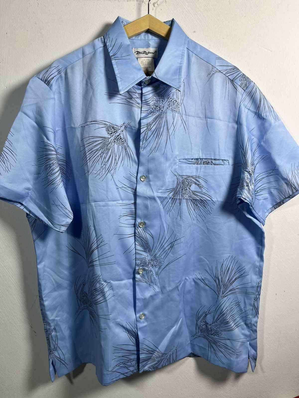 Tori Richard VINTAGE TORI RICHARD HAWAII NICE DESIGN BUTTON UP Size US M / EU 48-50 / 2 - 1 Thumbnail