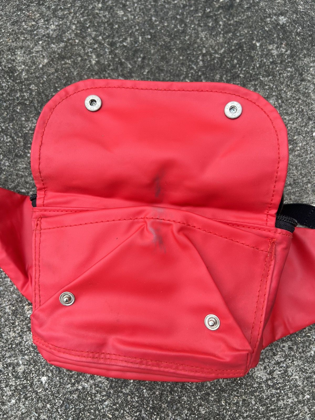 Ferrari RARE!! Vintage 90s Magnetti Marelli Ferrari Red Waist Bag Size ONE SIZE - 21 Thumbnail