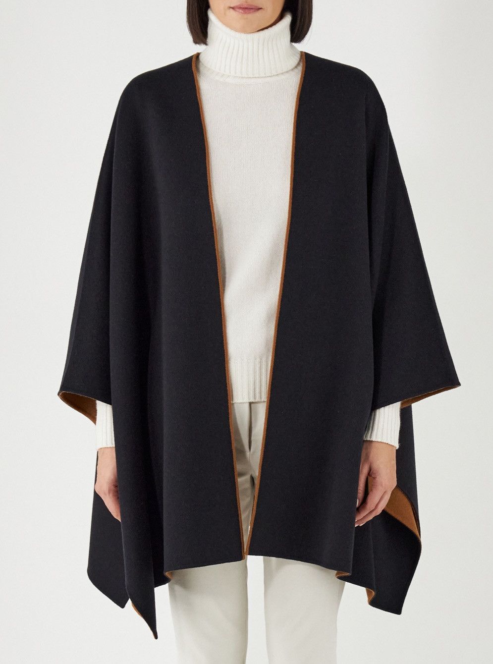 Loro Piana o1srvl11e1124 Size: OS / Double Cashmere Cape in Black Size ONE SIZE - 1 Thumbnail